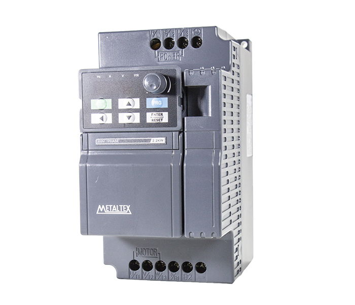 Inversor de Frequência Vetorial 3HP - 220V Monofásico