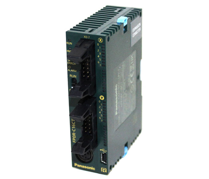 CLP Panasonic FP0R 8 Entradas/8 Saídas com RS232 - Transistor NPN - 24VCC