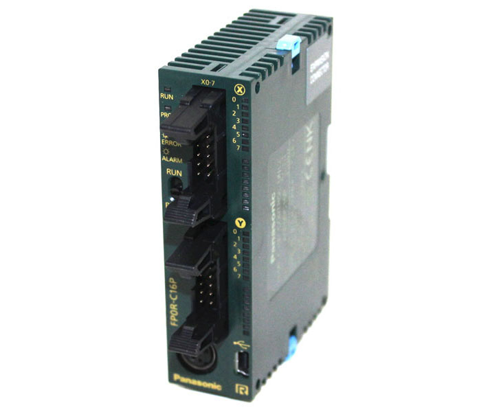 CLP Panasonic FP0R 8 Entradas/8 Saídas - Transistor PNP - 24VCC