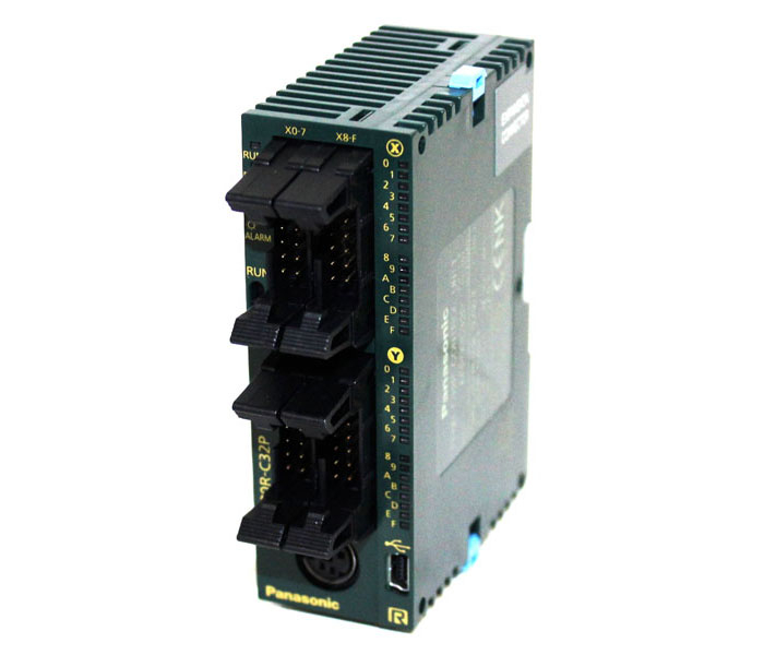 CLP Panasonic FP0H 16 Entradas/16 Saídas - Transistor PNP - 24VCC